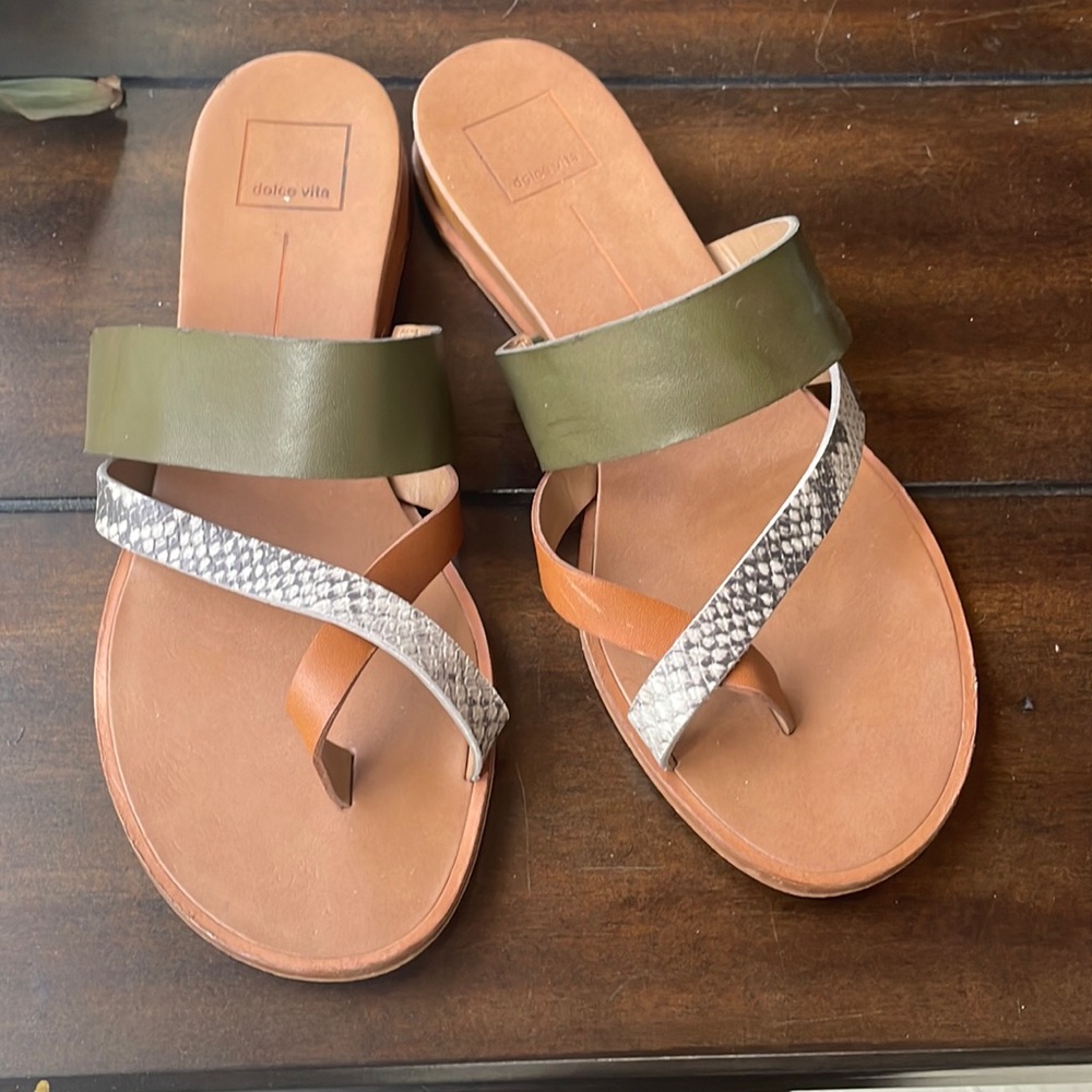 Dolce Vita kitten wedged sandal